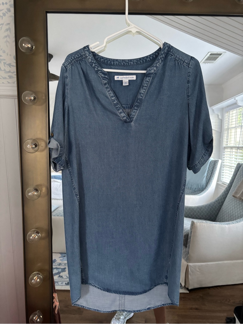 Southern tide 
XS